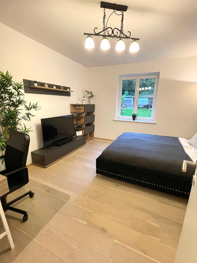 Ein Traum Im Leechwald Naehe Lkh Apartment Graz Exterior photo